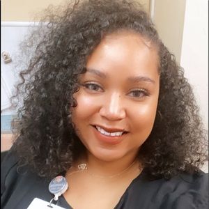 Meet your Posher, Jasmine